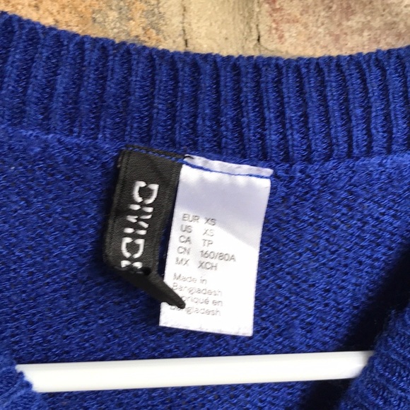 🍓5/$20 H&M Sweater! - Picture 4 of 4